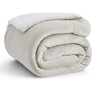imageBedsure GentleSoft Sherpa Fleece Blankets Queen Size for Bed  Thick and Warm Soft Fuzzy Plush Queen Blanket for Winter Navy 90x90 Inches05  Linen