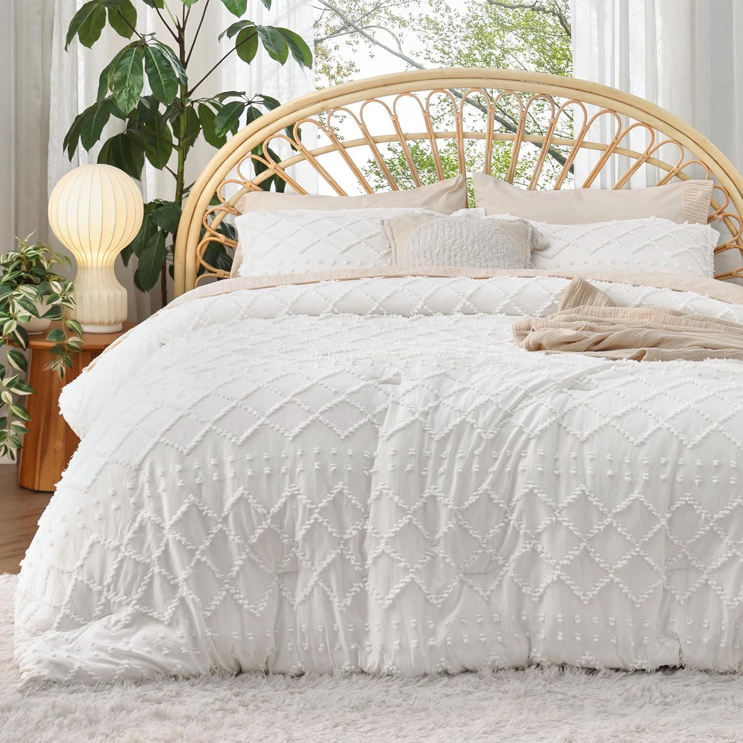 imageBedsure Twin XL Comforter Set  White Comforter Boho Tufted Shabby Chic Bedding for Kids 2 Pieces Vintage Farmhouse Bed Set for All Seasons Fluffy Soft Bedding with 1 Pillow Sham01  White