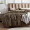 06 - Brown (No Comforter)