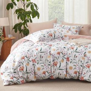 imageBedsure Duvet Cover Queen Size  Reversible Green Queen Duvet Cover Set with Zipper Closure 3 Pieces Floral Patterned Bedding Set with 8 Corner Ties and 2 Pillow Shams04  Pale Blush Floral No Comforter