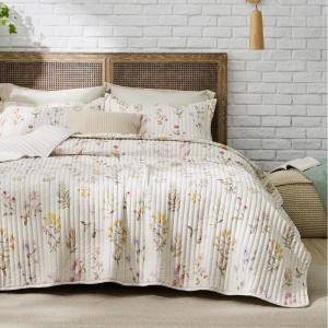 imageBedsure Floral White Quilt Set  Queen Size Reversible Quilt Bedding Set 3 Pieces Lightweight Bedspread Soft Botanical Bed Coverlet with 2 Pillow Shams for All Seasons 90quotx96quot00  Oat Milk