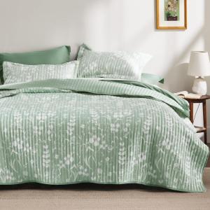 imageBedsure Floral White Quilt Set  Queen Size Reversible Quilt Bedding Set 3 Pieces Lightweight Bedspread Soft Botanical Bed Coverlet with 2 Pillow Shams for All Seasons 90quotx96quot10  Green