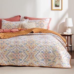 imageBedsure Floral White Quilt Set  Queen Size Reversible Quilt Bedding Set 3 Pieces Lightweight Bedspread Soft Botanical Bed Coverlet with 2 Pillow Shams for All Seasons 90quotx96quot09  Orange