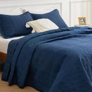 imageBedsure King Quilt Set  Ultra Soft Quilt Bedding Set for Green Bedroom Decor Lightweight AllSeason King Size Comforter with 2 Pillow Shams Dark Green Summer Bedspread Coverlet 106x96 Inch27  Navy  Geometric
