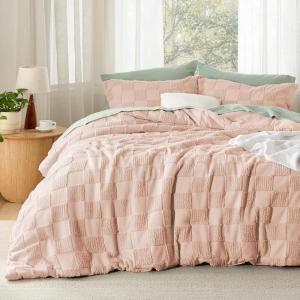 imageBedsure Queen Size Comforter Set Beige Boho Tufted Bed Set Checkered Farmhouse Shabby Chic Bedding 3 Pieces 1 Plaid Geometric Comforter and 2 Pillow Shams10  Dusty Rose  Tufted Checkboard
