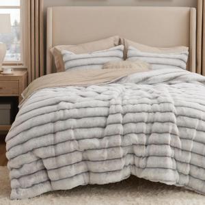 imageBedsure Faux Fur Queen Comforter Set  Beige Fluffy Comforter Queen Size Soft and Cozy Shaggy Bedding Comforter Sets Winter Warm Luxury Fuzzy Bed Set 3 Pieces 1 Comforter and 2 Pillowcases05  Khaki