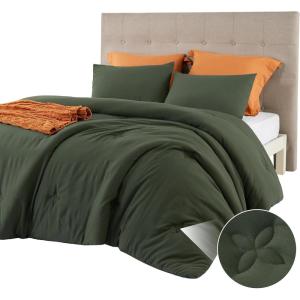 imageBedsure Comforter with 2 Pillow Shams Soft Prewashed Bedding Queen Size Quilted Comforter 90quotx90quot wiht Clover Design Beige Down Alternative Comforter for All Seasons 3 Pieces03olive Greenclover