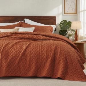 imageBedsure Quilts Queen Size  Lightweight Bedspreads Queen Size with Classic Honeycomb Quilting Soft Quilt Bedding Set Taupe Comforter Set Coverlet for All Seasons with 2 Pillow Shams 90 x 96  SkinFriendly Soft AllSeason Comfort Breathable Lightweight Machine Washable18  Red Orange