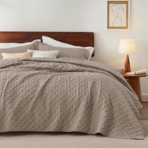 imageBedsure Quilts Queen Size  Lightweight Bedspreads Queen Size with Classic Honeycomb Quilting Soft Quilt Bedding Set White Comforter Set Coverlet for All Seasons with 2 Pillow Shams 90 x 96  SkinFriendly Soft AllSeason Comfort Breathable Lightweight Machine Washable12  Taupe