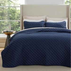 imageBedsure Quilts Queen Size  Lightweight Bedspreads Queen Size with Classic Honeycomb Quilting Soft Quilt Bedding Set White Comforter Set Coverlet for All Seasons with 2 Pillow Shams 90 x 96  SkinFriendly Soft AllSeason Comfort Breathable Lightweight Machine Washable05  Navy Honeycomb