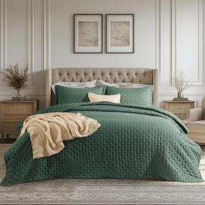 imageBedsure Quilts Queen Size  StitchFree Ultrasonic Quilting Lightweight Olive Green Comforter AllSeason Bedspread amp Coverlet Modern Floral Pattern Soft 3 Piece Machine Washable Bedding 90 x 96  StitchFree Quilting Ultra Soft Lightweight Machine Washable PetFriendly09  Dark Green  Clover