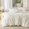 04 - White (No Comforter)