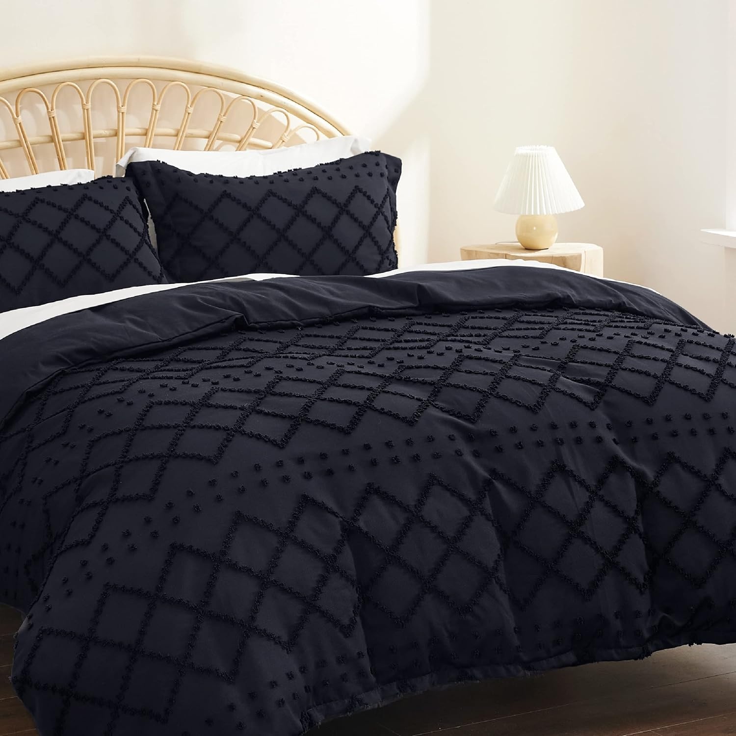 image:imageBedsure Boho Duvet Cover King Size  Rose Pink Tufted Boho Bedding Distressed Vintage Embroidery Bedding for All Seasons 3 Pieces 1 Soft Jacquard King Comforter Cover and 2 Pillow Shams18  Black No Comforter