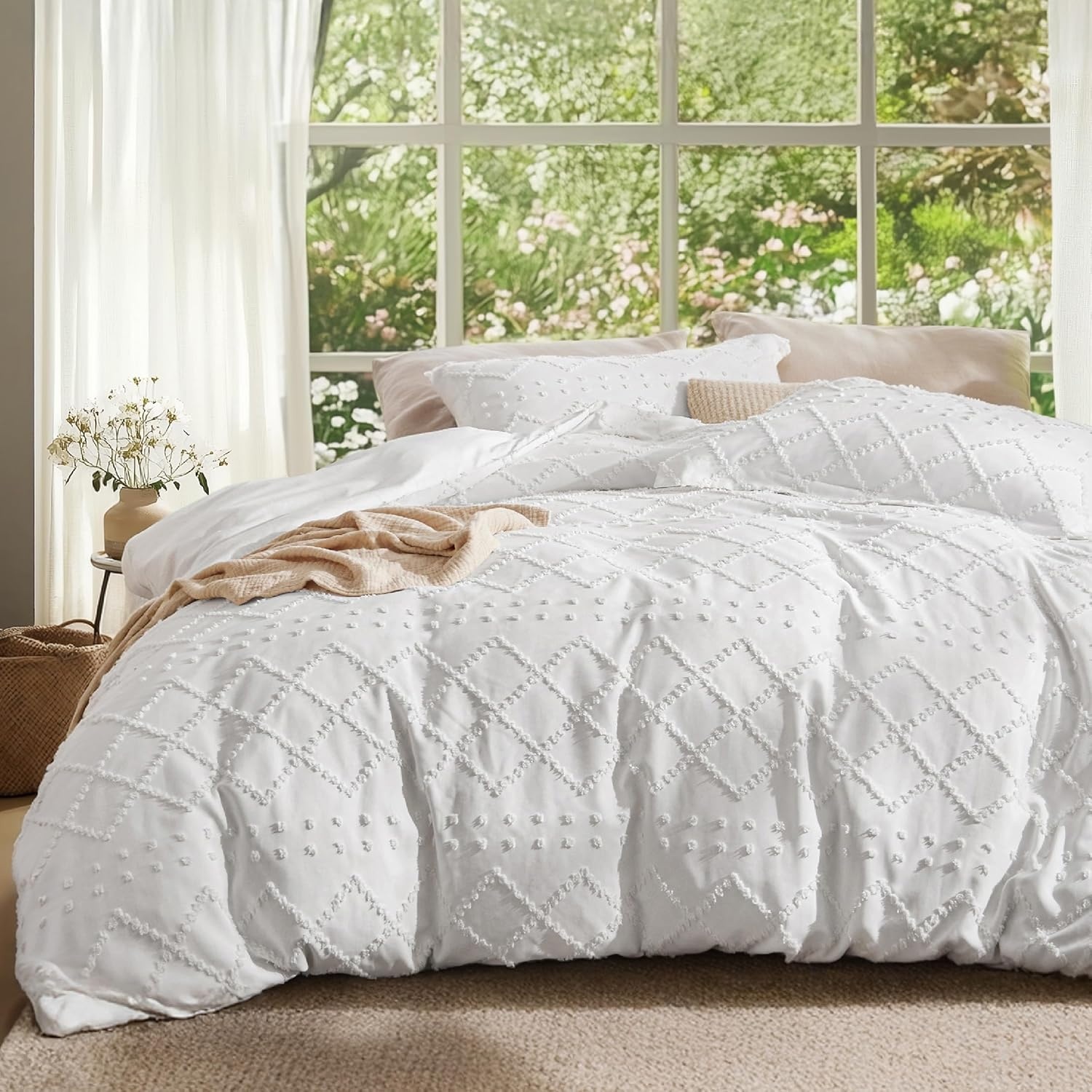 image:imageBedsure Boho Duvet Cover King Size  Rose Pink Tufted Boho Bedding Distressed Vintage Embroidery Bedding for All Seasons 3 Pieces 1 Soft Jacquard King Comforter Cover and 2 Pillow Shams01  White No Comforter
