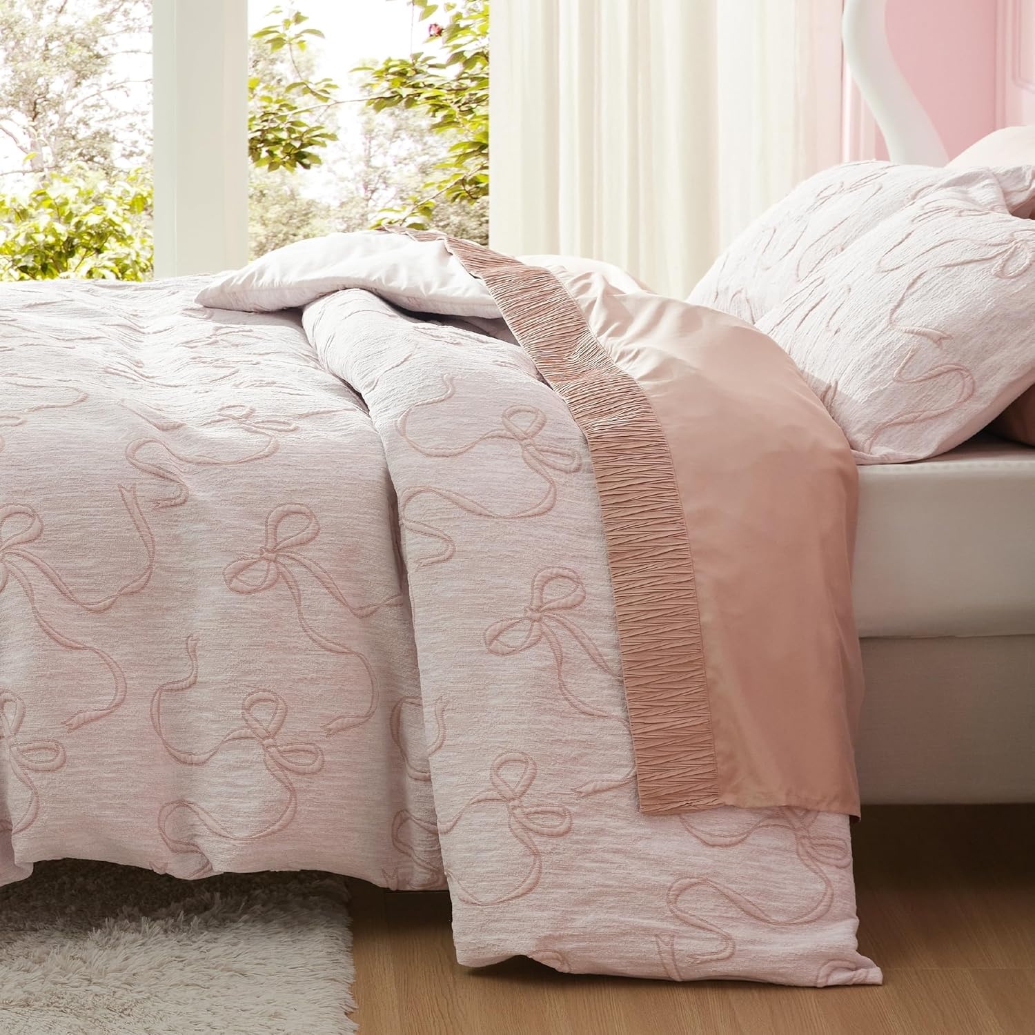 image:imageBedsure Boho Duvet Cover King Size  Rose Pink Tufted Boho Bedding Distressed Vintage Embroidery Bedding for All Seasons 3 Pieces 1 Soft Jacquard King Comforter Cover and 2 Pillow Shams06  Pink Bowknot No Comforter