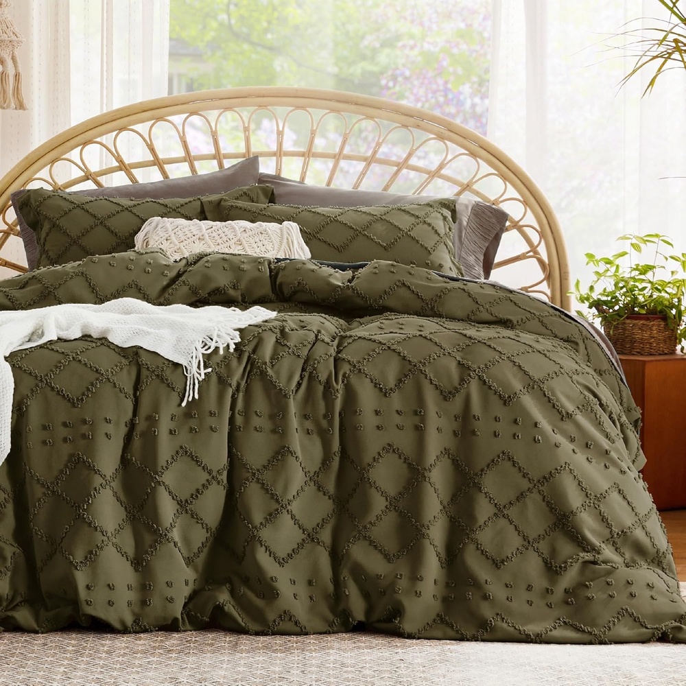image:imageBedsure Boho Duvet Cover King Size  Rose Pink Tufted Boho Bedding Distressed Vintage Embroidery Bedding for All Seasons 3 Pieces 1 Soft Jacquard King Comforter Cover and 2 Pillow Shams22  Dark Green No Comforter